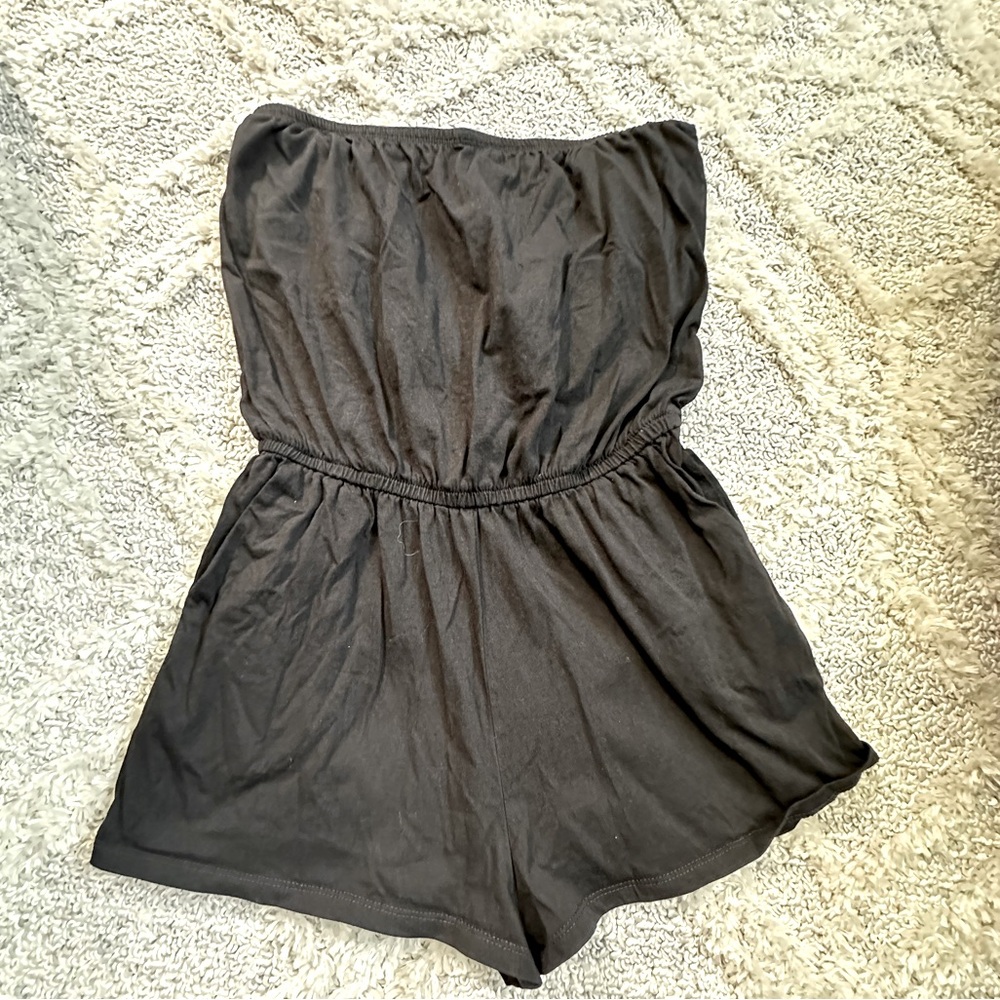 Simple romper w pockets, cotton, black